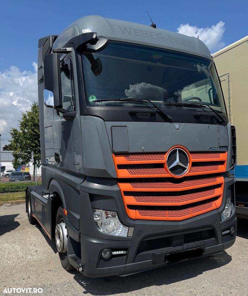 Mercedes-Benz Actros - 1