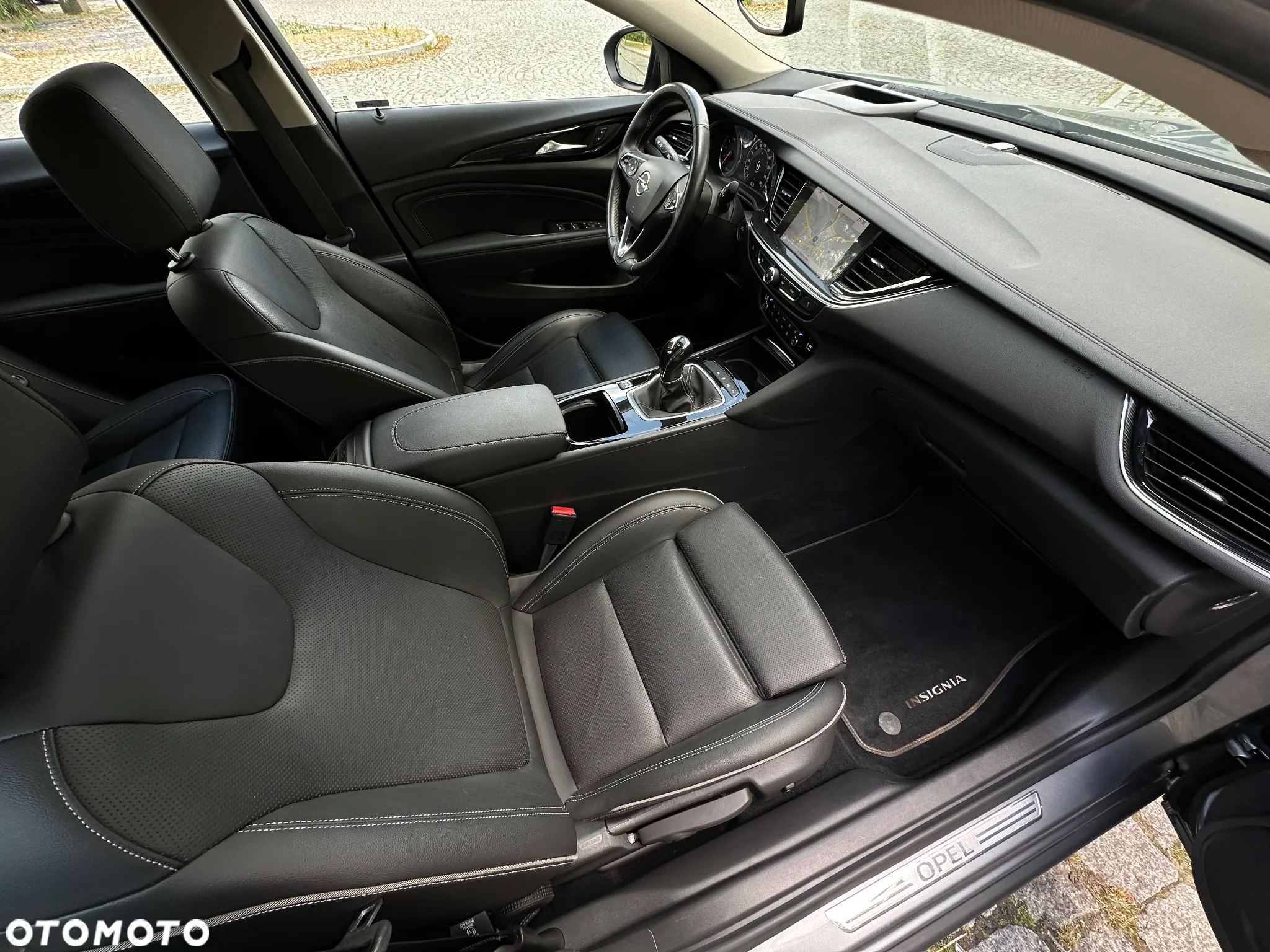 Opel Insignia Sports Tourer 2.0 Diesel 4x4 Ultimate Exclusive - 13