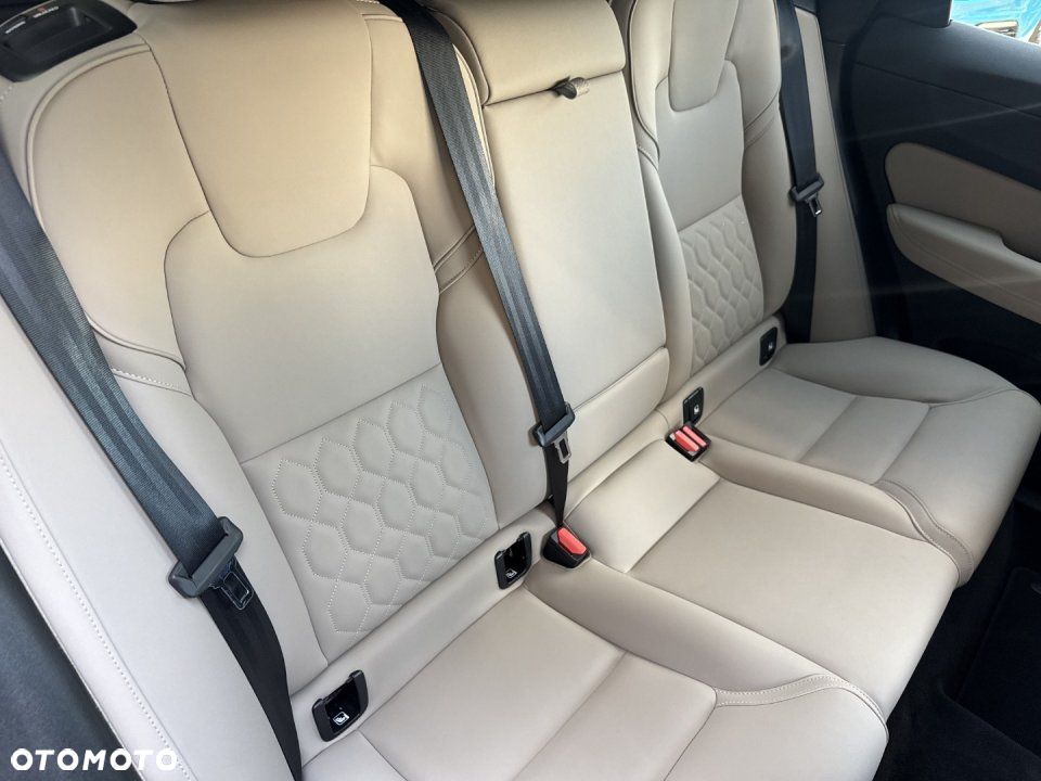 Volvo XC 60 - 13