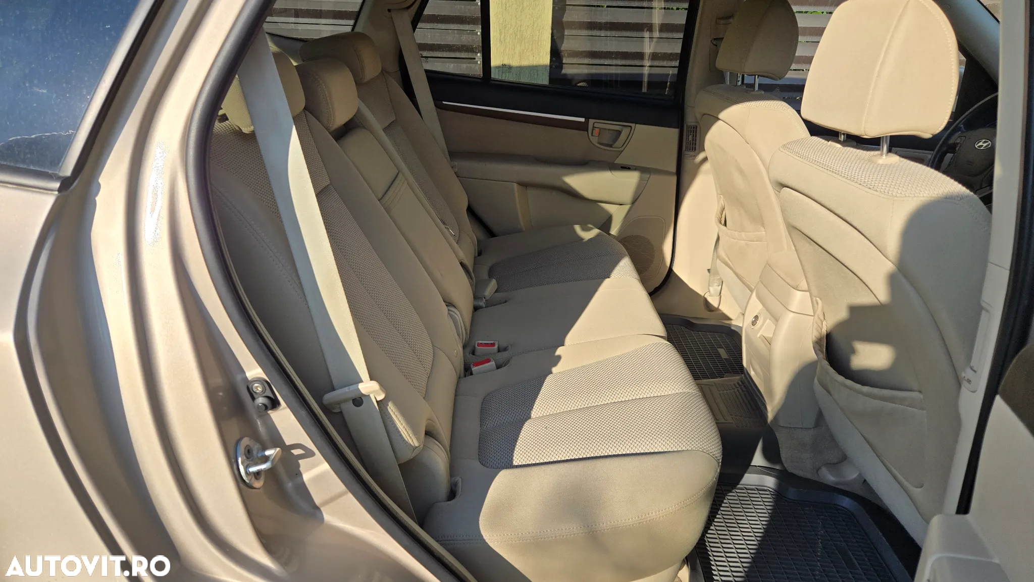 Hyundai Santa Fe 2.2 DSL VGT 5 SEATS 4WD - 7