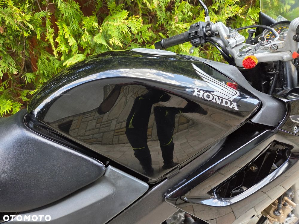 Honda CBR - 15