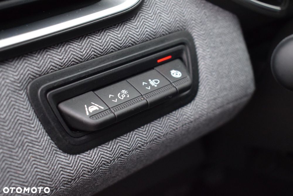 Renault Clio 1.0 TCe Techno - 28