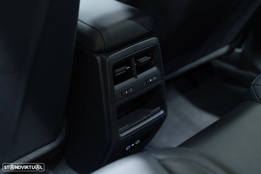 Porsche Macan Electric 4 - 59