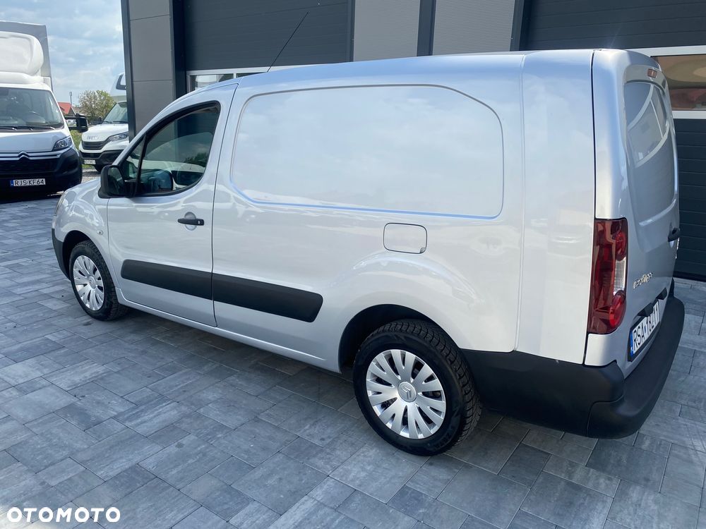 Citroën BERLINGO 1.6 HDI, MAX długi, 3-osobowy, klimatyzacja, zakupiony w salonie w Rzeszowie - 3