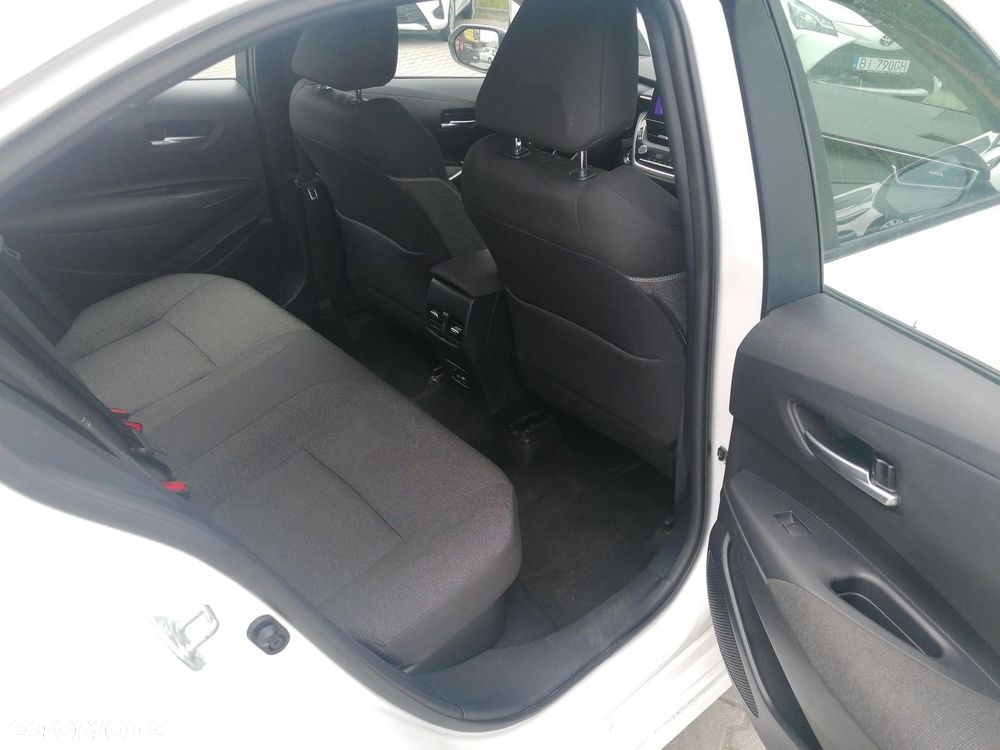 Toyota Corolla 1.8 Hybrid Comfort - 10