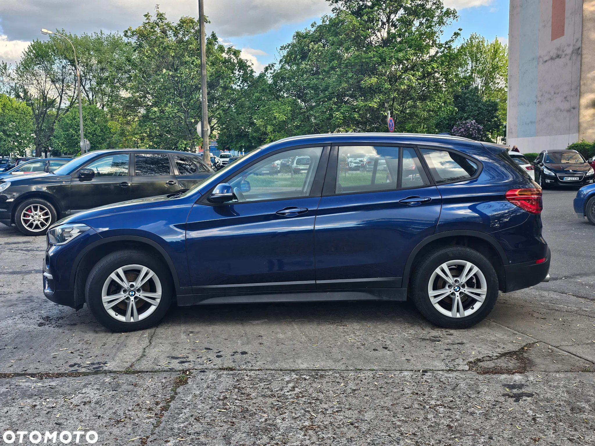 BMW X1 xDrive18d Sport Line - 23