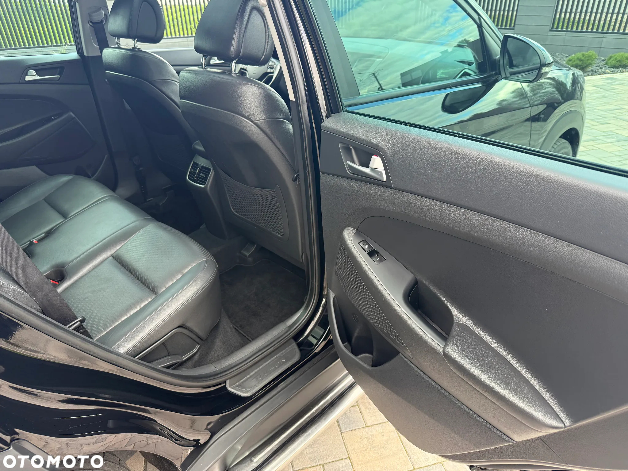 Hyundai Tucson 2.0 CRDi 4WD Automatik Style - 28