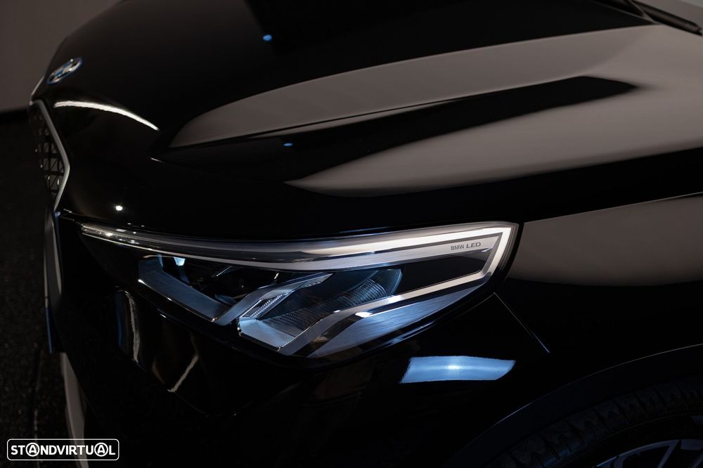 BMW iX1 eDrive20 xLine - 38