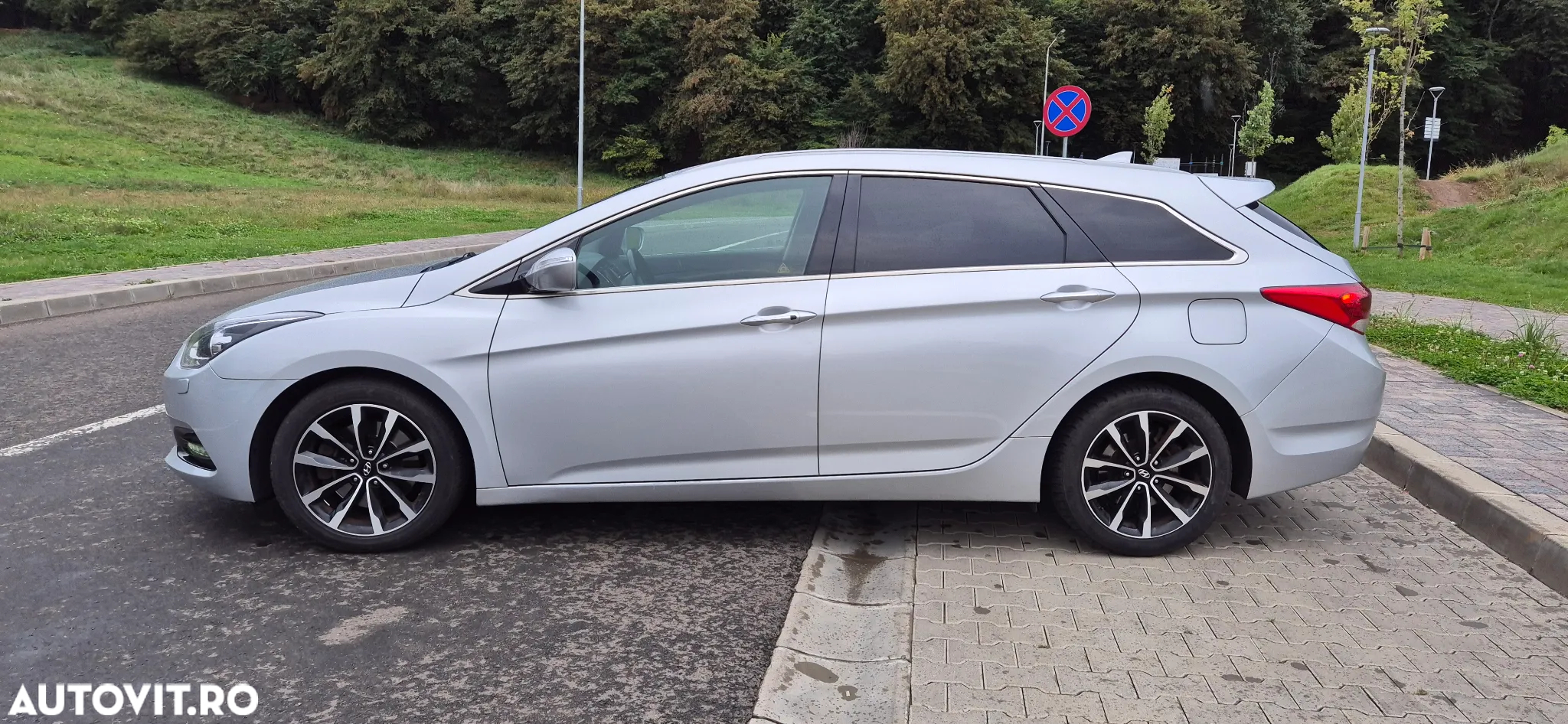 Hyundai i40 Kombi 1.7 CRDi DCT Premium - 18
