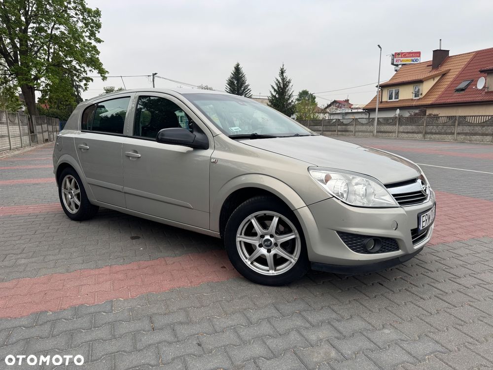 Opel Astra 1.6 Enjoy - 2