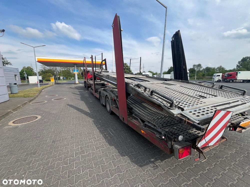 Mercedes-Benz ACTROS - 12