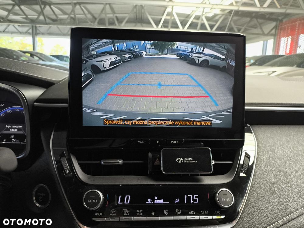 Toyota Corolla 1.8 Hybrid Style - 18