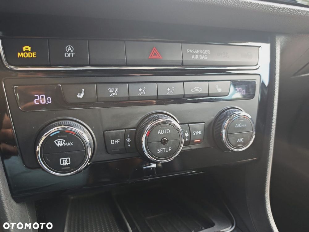 Seat Leon 2.0 TDI FR Black S&S DSG - 17