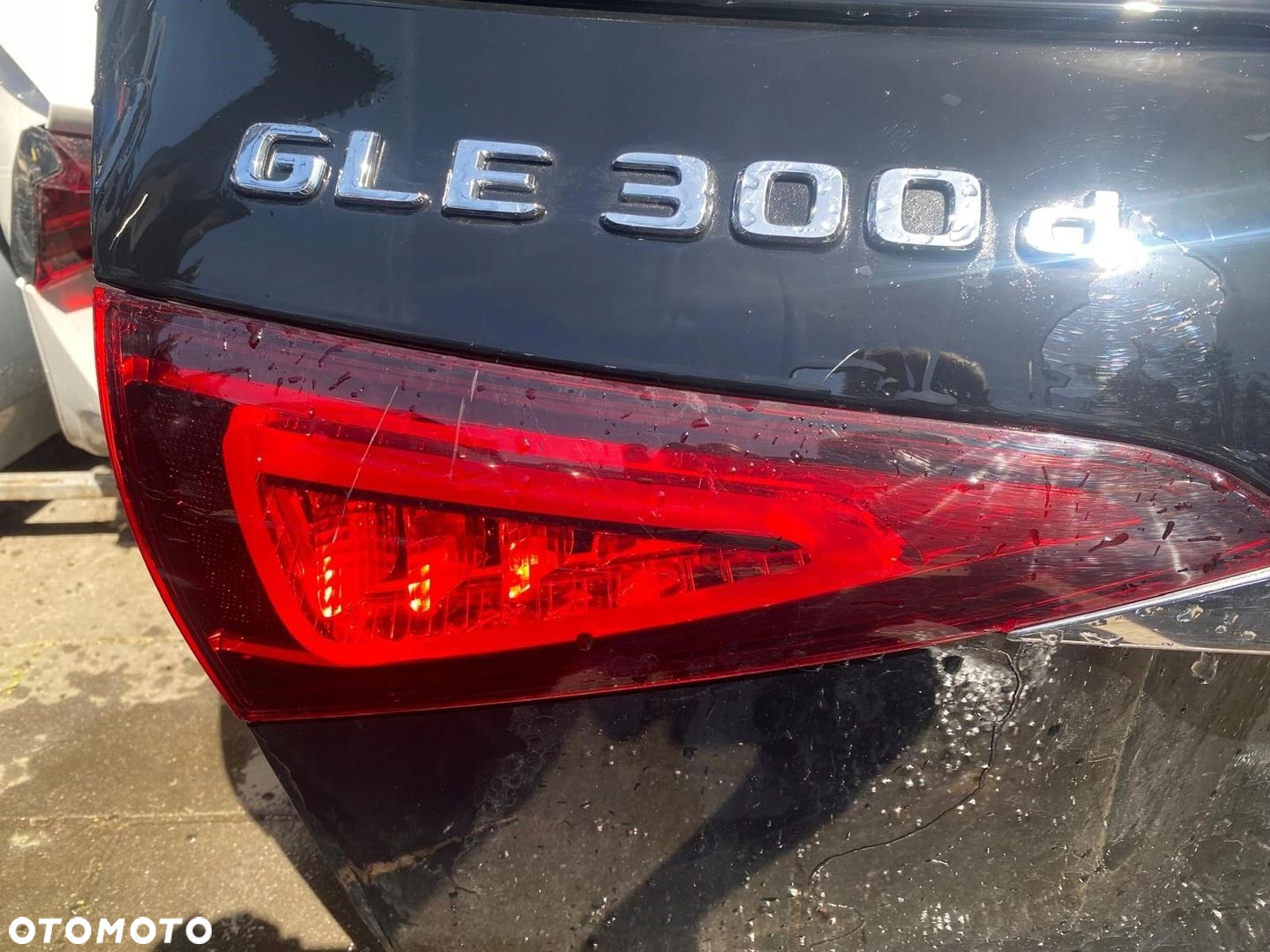 KLAPA TYLNA LAMPY MERCEDES GLE 167 SUV - 2