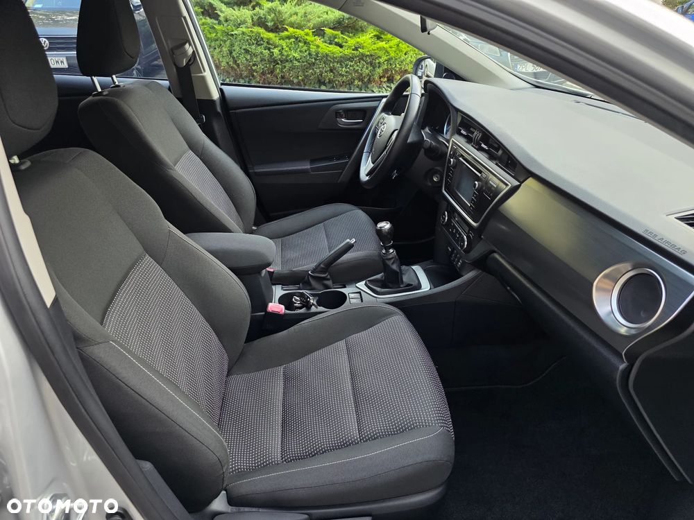 Toyota Auris 1.6 Valvematic START Edition - 24