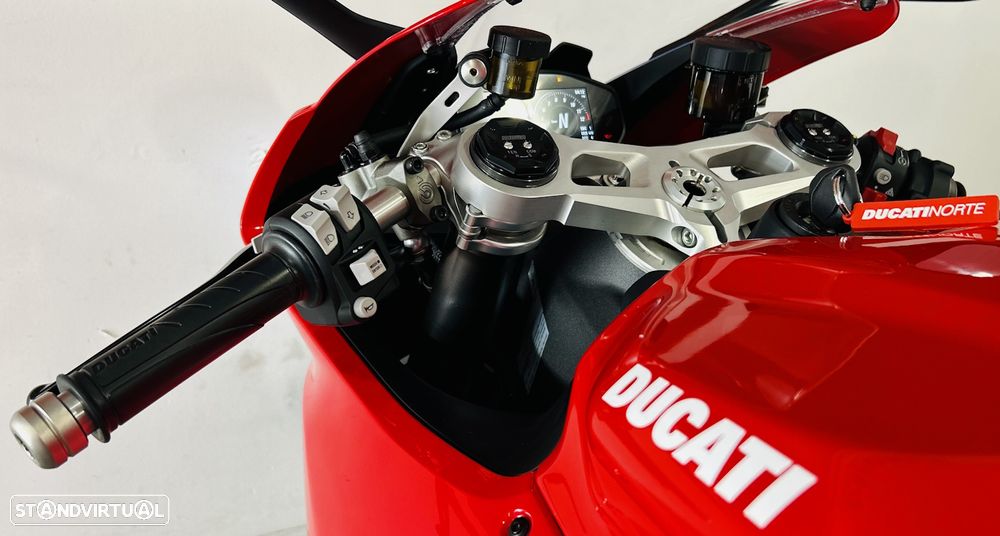 Ducati Panigale V2 V2 Red - 13