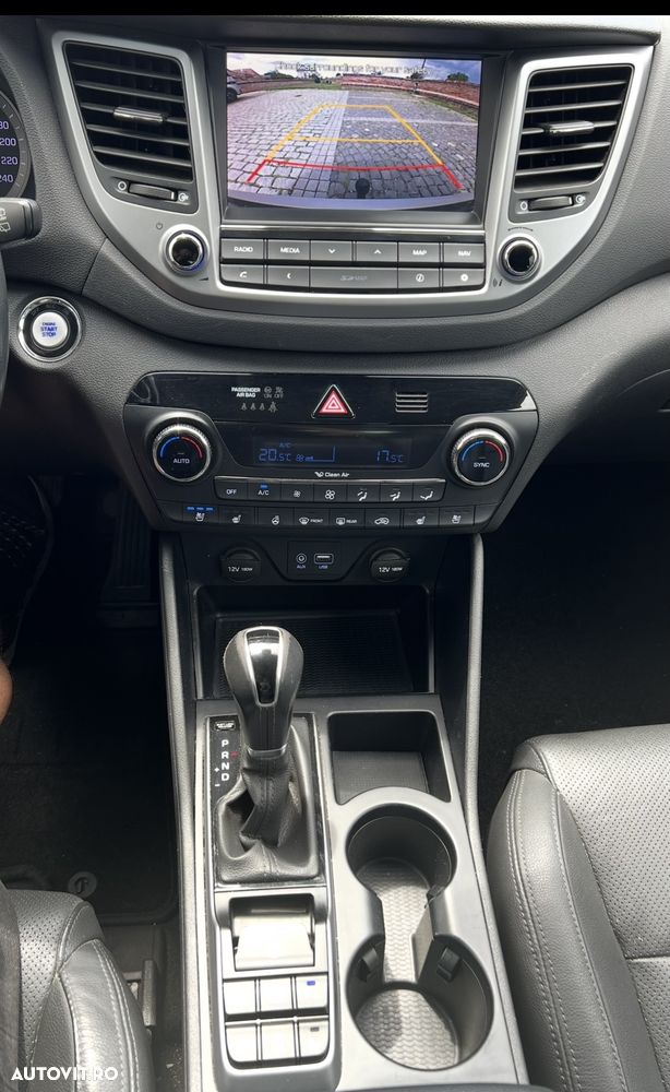 Hyundai Tucson 2.0 CRDI 4WD 6AT Luxury+ - 16