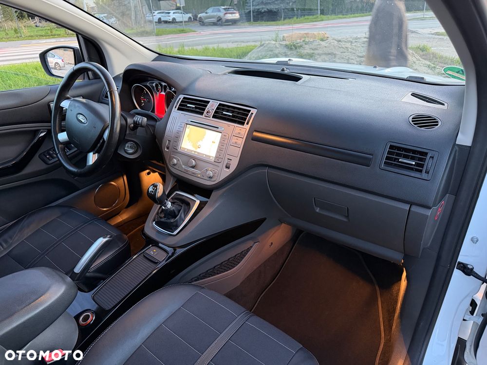 Ford Kuga 2.0 TDCi Titanium S - 30