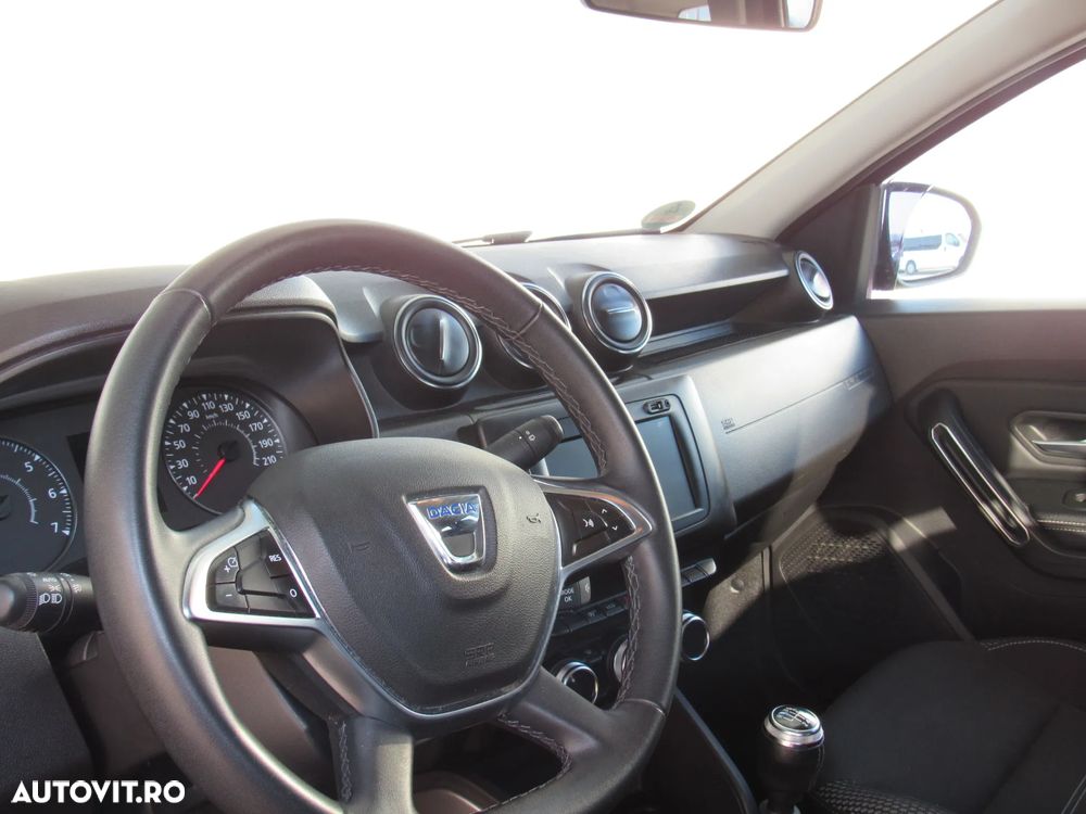 Dacia Duster TCe 150 2WD GPF Sondermodell Adventure - 25