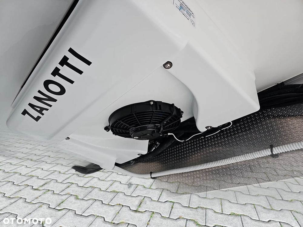 Renault Master - 27