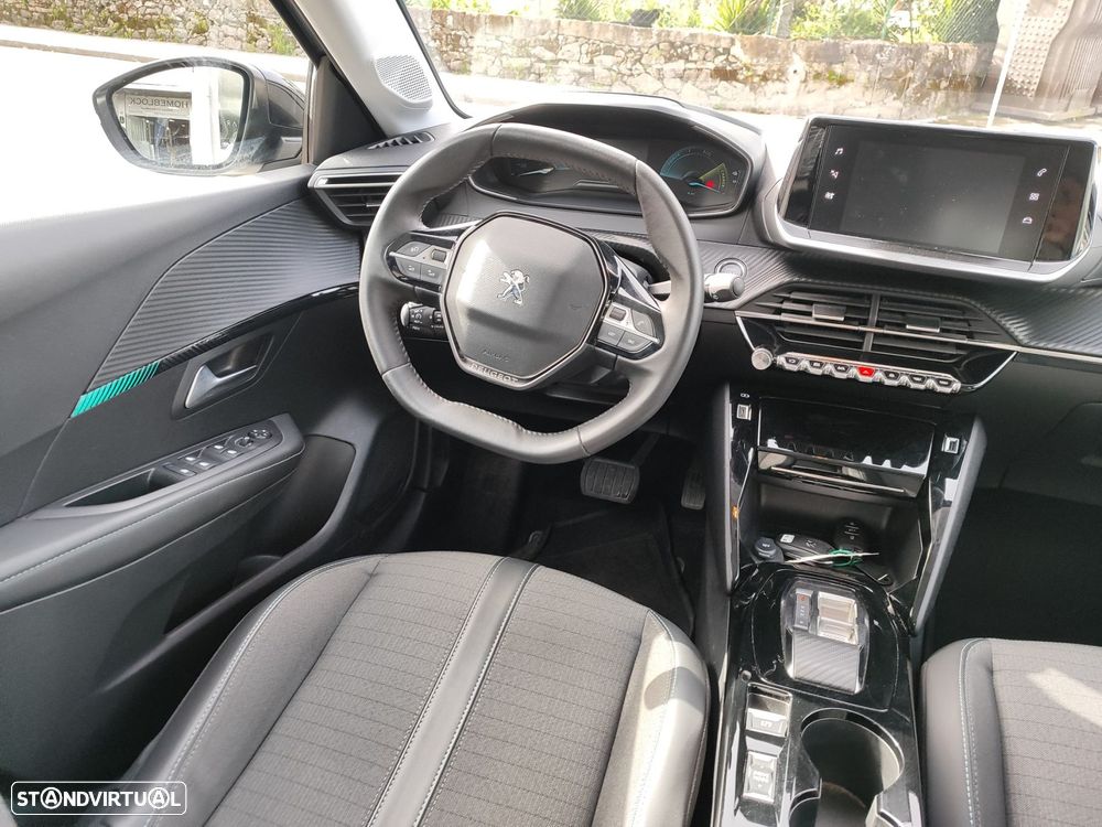 Peugeot e-208 50 kWh Allure - 12