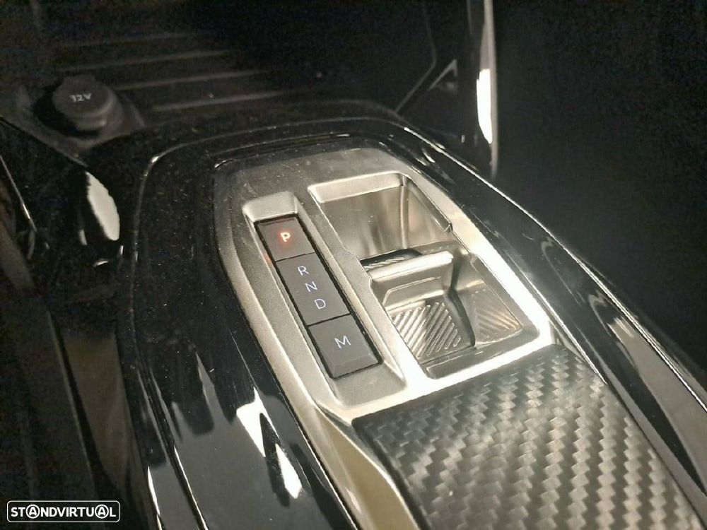 Peugeot 2008 1.2 PureTech GT EAT8 - 22