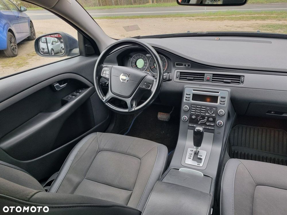 Volvo V70 - 16