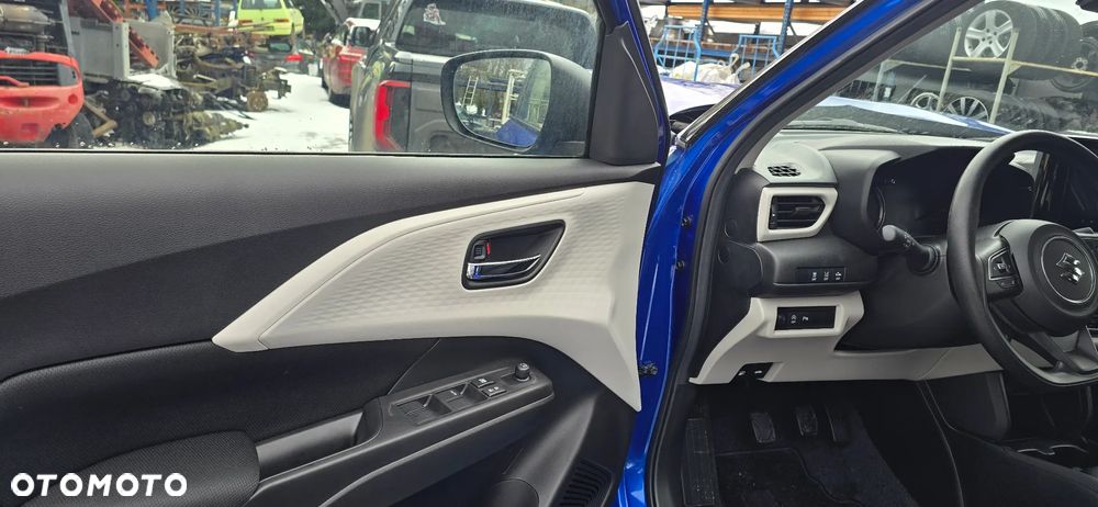 Suzuki Swift 1.2 Dualjet Hybrid MT Comfort - 9