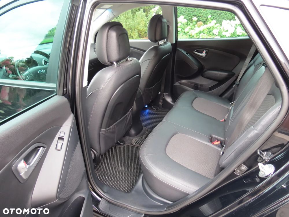 Hyundai ix35 - 23