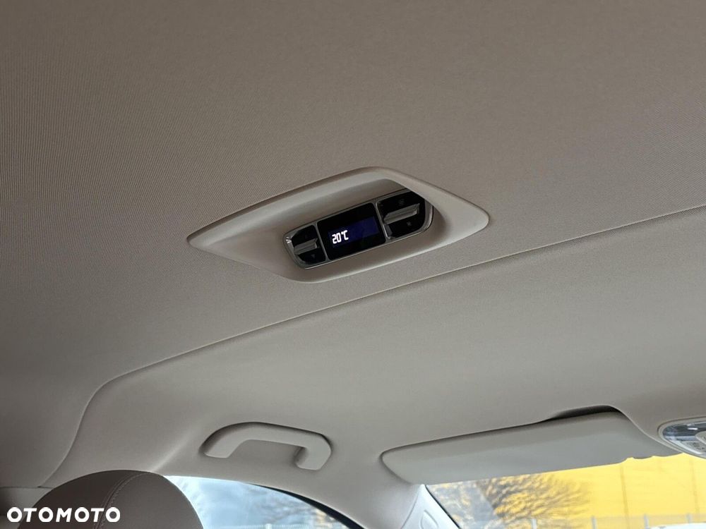 Mercedes-Benz EQV - 20