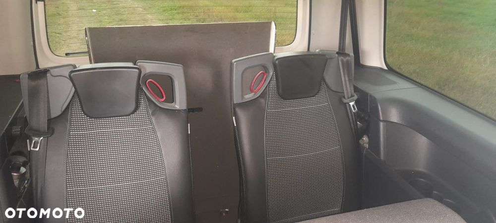 Volkswagen Caddy - 4