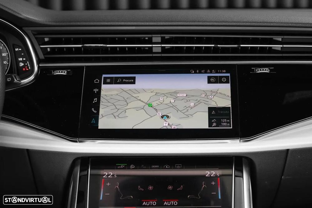Audi Q7 55 TFSIe quattro S line Tiptronic - 24