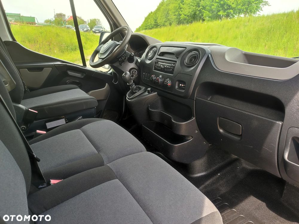Renault Master - 24