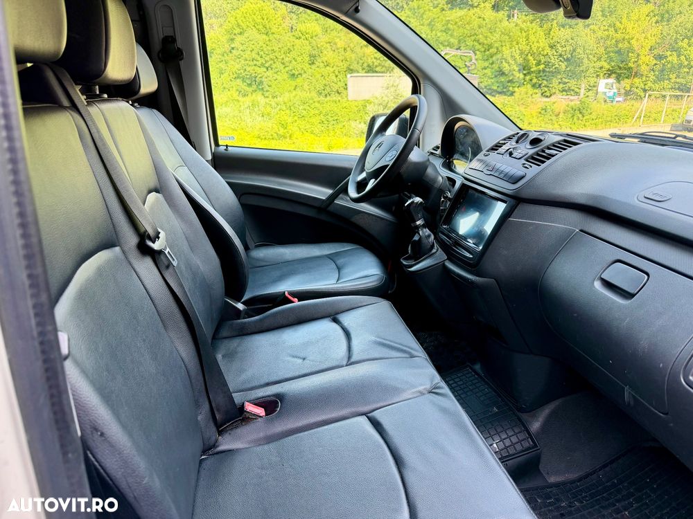 Mercedes-Benz Vito Lang Aut. Mixto - 11