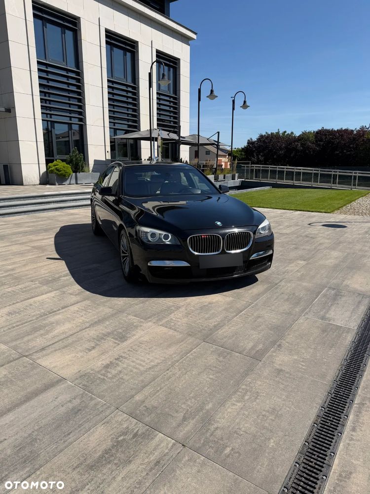 BMW Seria 7 740d xDrive - 2