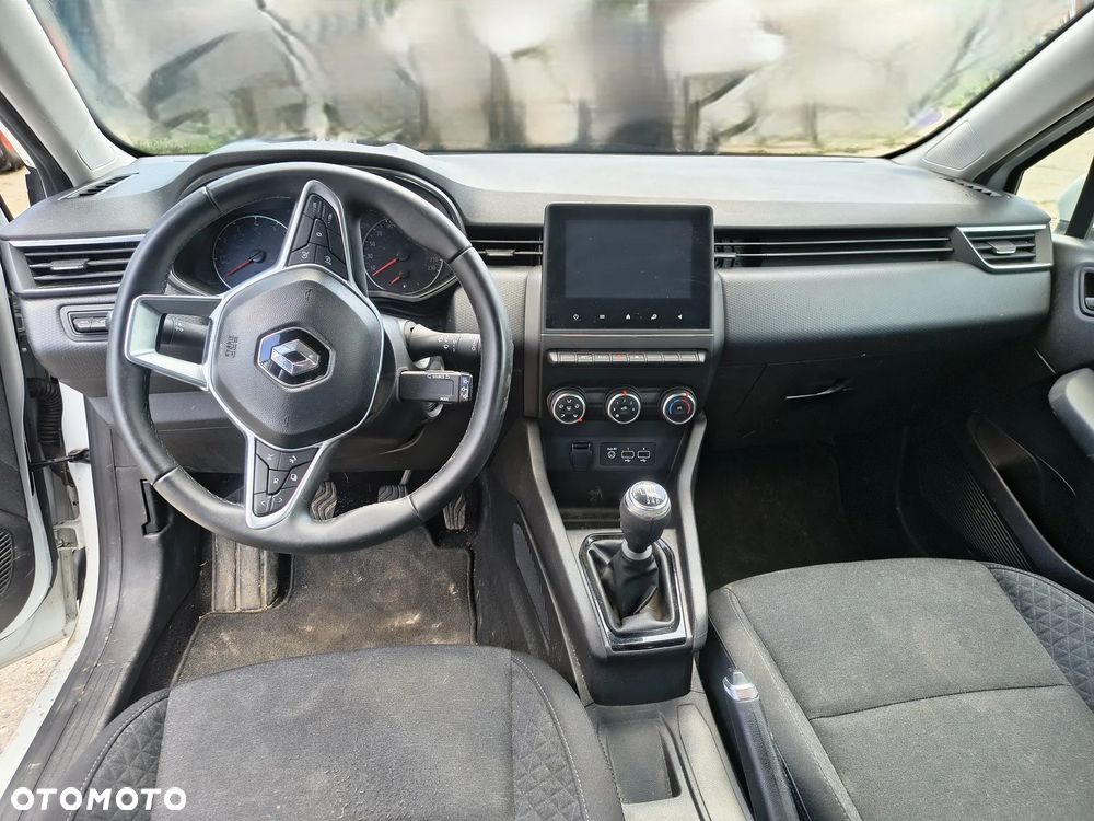 Renault Clio - 17