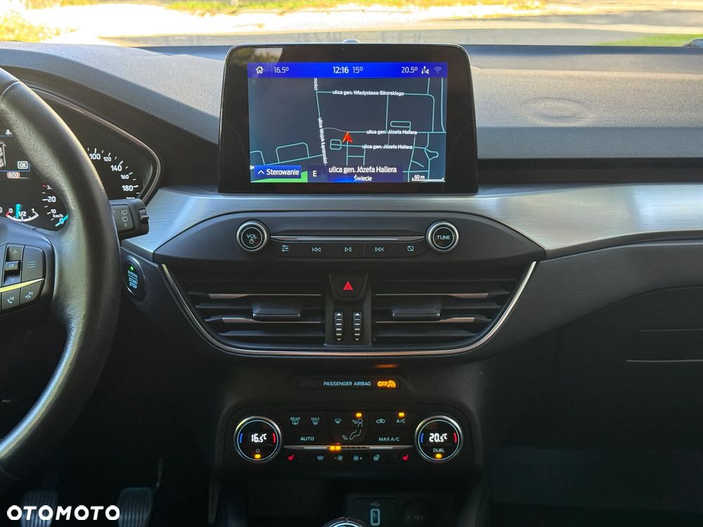 Ford Focus 1.5 EcoBoost STart-Stopp-System Titanium - 27