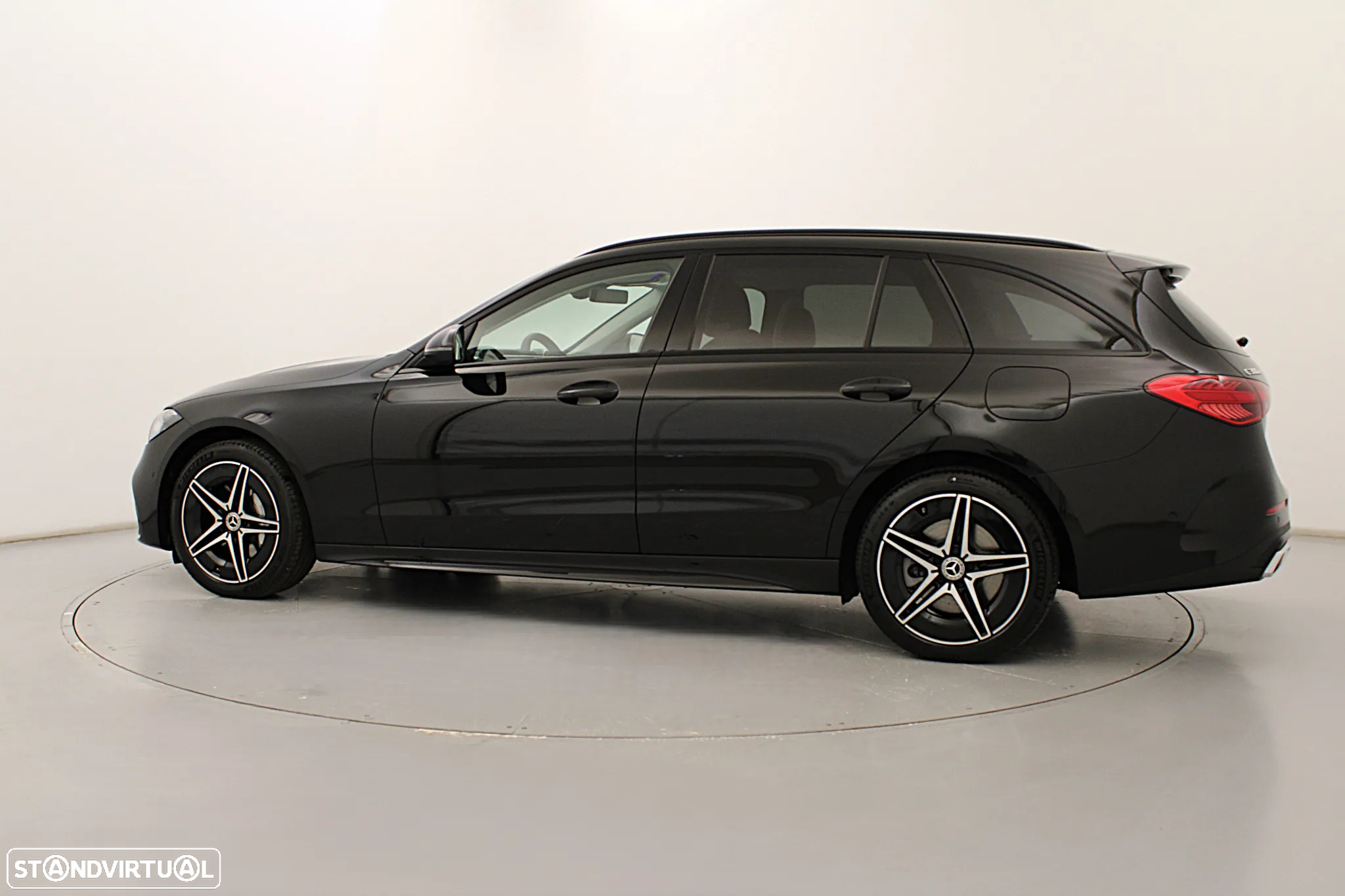 Mercedes-Benz C 300 de AMG Line - 11