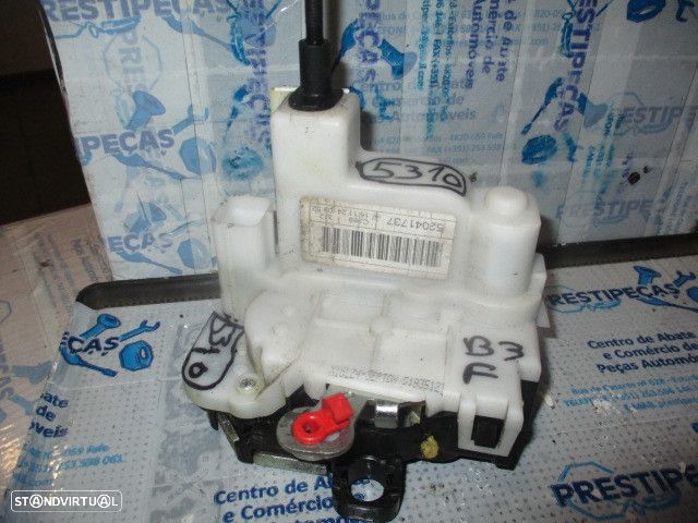 Fecho 51935121  52041737 FIAT  500 2 FASE 2 2017 1.2I 69CV 3P BRANCO FDRT 4 PINOS FIAT 500 2 FASE 2 2019 1.2I 69CV 3P PRETO FD - 1