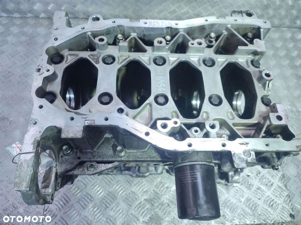 BLOK SILNIKA MITSUBISHI OUTLANDER III (2012-2015) 2.2 DI-D 150KM - 2