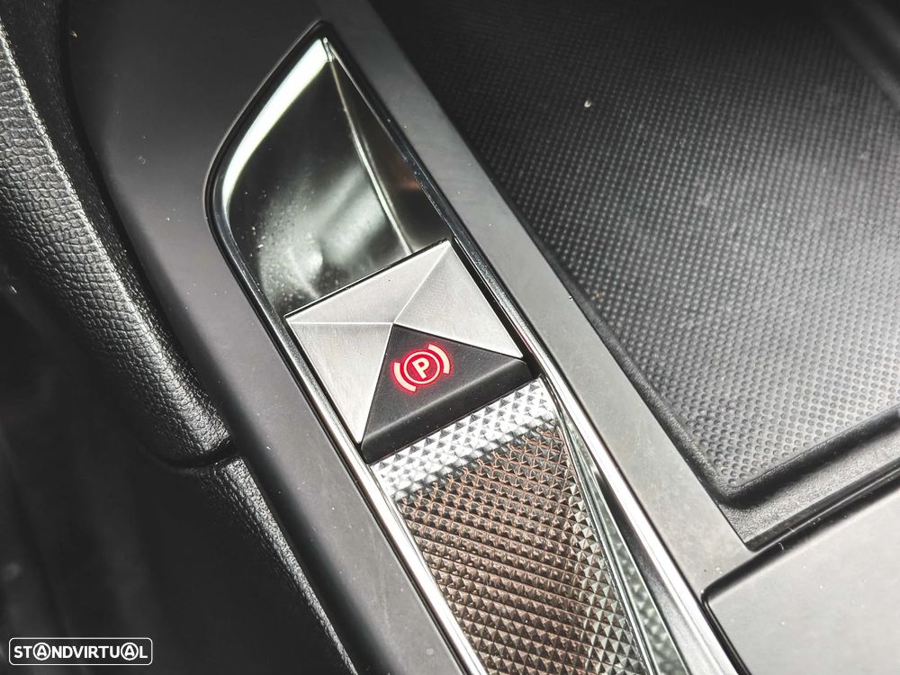 DS DS3 Crossback PureTech 130 Aut. PERFORMANCE LINE - 25