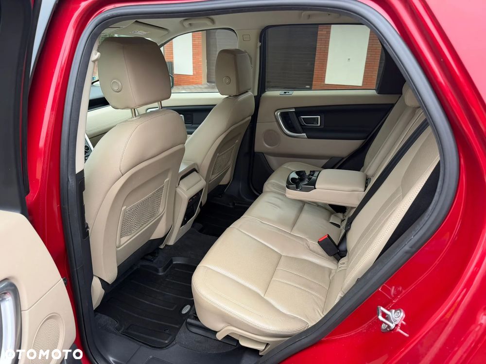 Land Rover Discovery Sport - 6