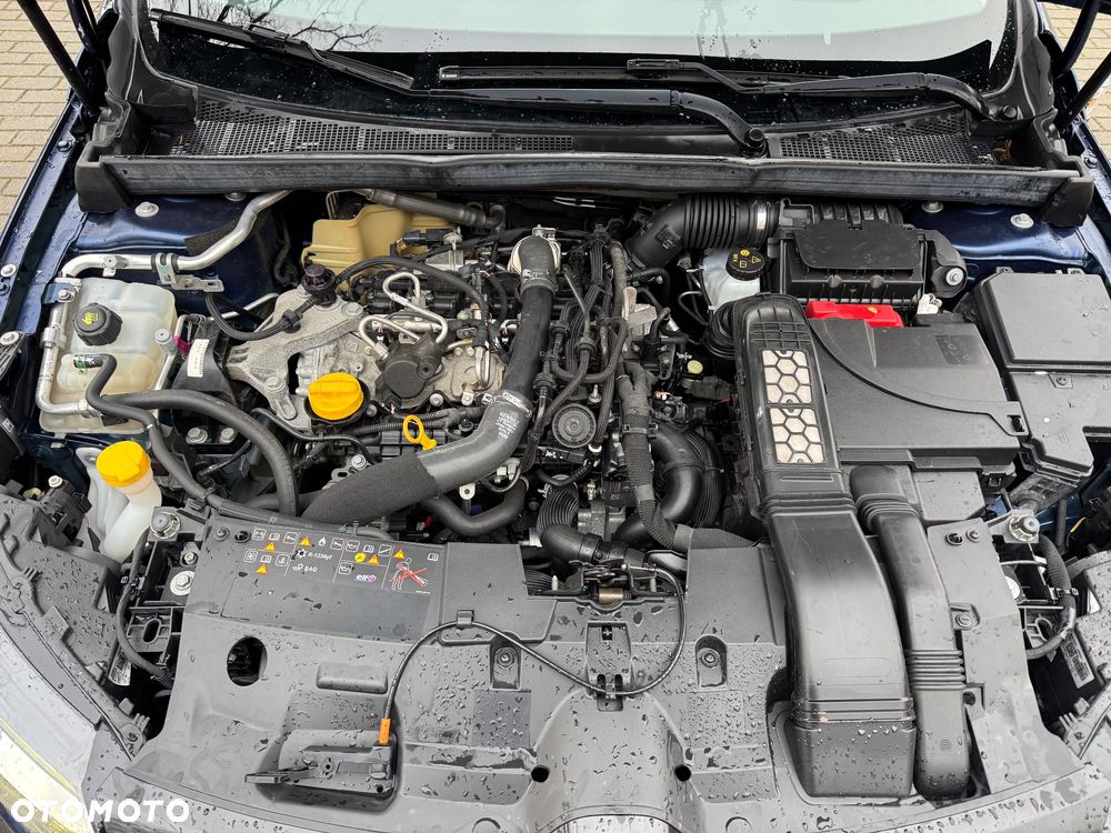 Renault Megane ENERGY TCe 140 EDC BOSE EDITION - 17