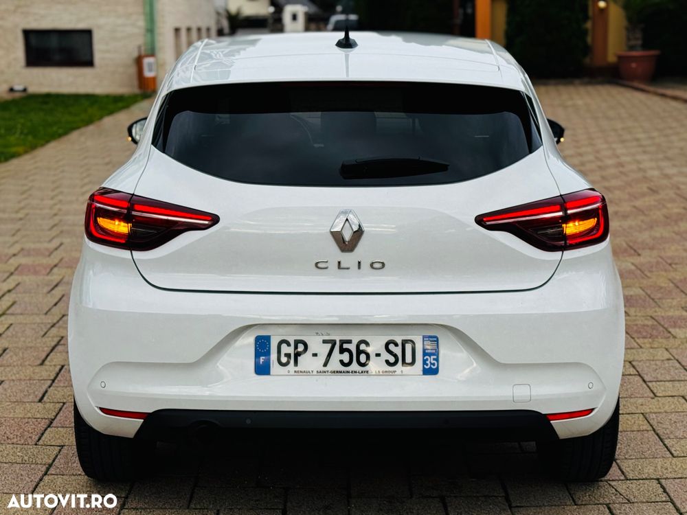 Renault Clio - 6