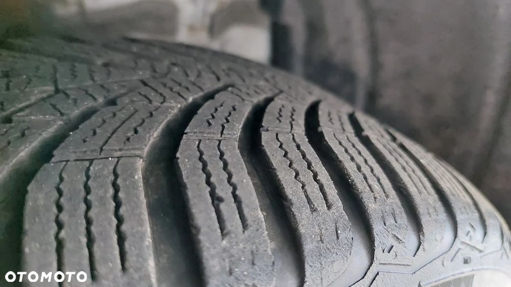 Toyota Yaris 1.33 Prestige - 10