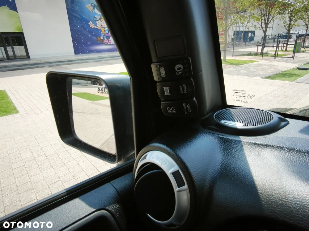 Jeep Wrangler 3.6 Unlim Sahara EU6 - 21