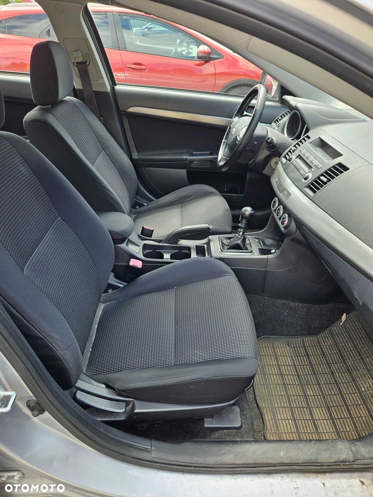 Mitsubishi Lancer Evolution - 4