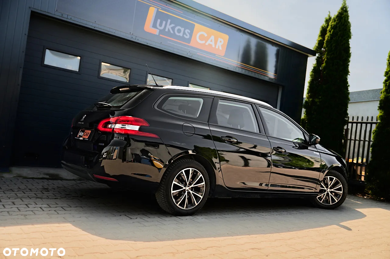 Peugeot 308 SW BlueHDi 150 Stop & Start Niveau 2 Business-Line - 32