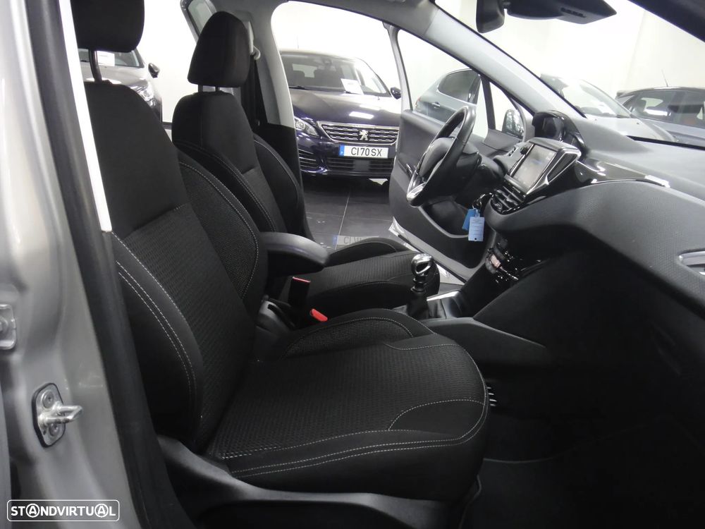 Peugeot 208 PureTech 110 Stop & Start Tech Edition - 21
