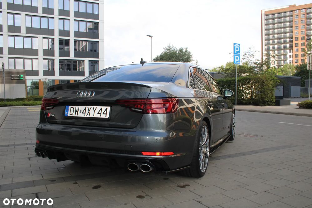 Audi S4 Limousine - 15
